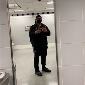 Meet your Posher, Juan